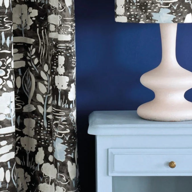 ANNIE SLOAN CHALK PAINT®️ LOUIS BLUE